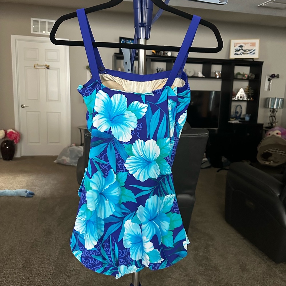 Maxine blue  Hawaiian floral, one piece swimsuit, adjustable straps. Size 14 - Picture 2 of 8